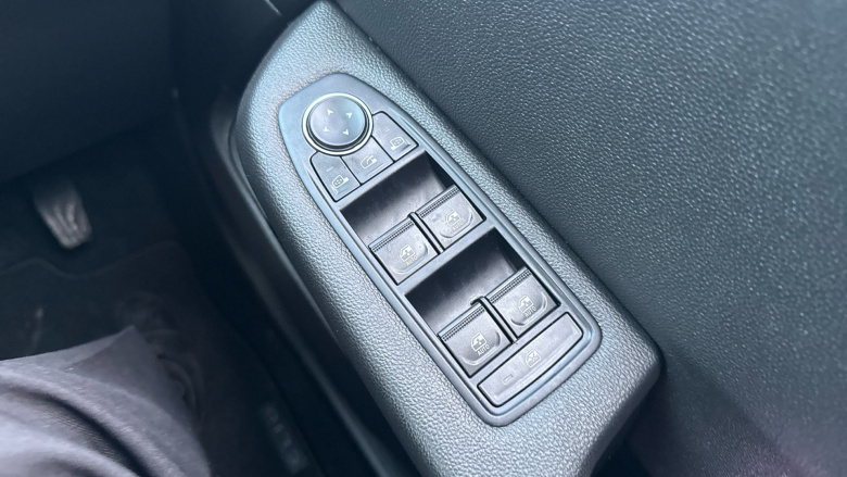 Renault Clio 1.0 TCe 90 Lutecia SE 5dr Petrol Hatchback